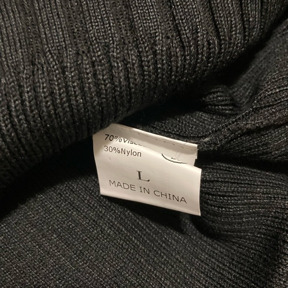 NWOTS Ladies Sweater & Skirt Set - Picture 12 of 13